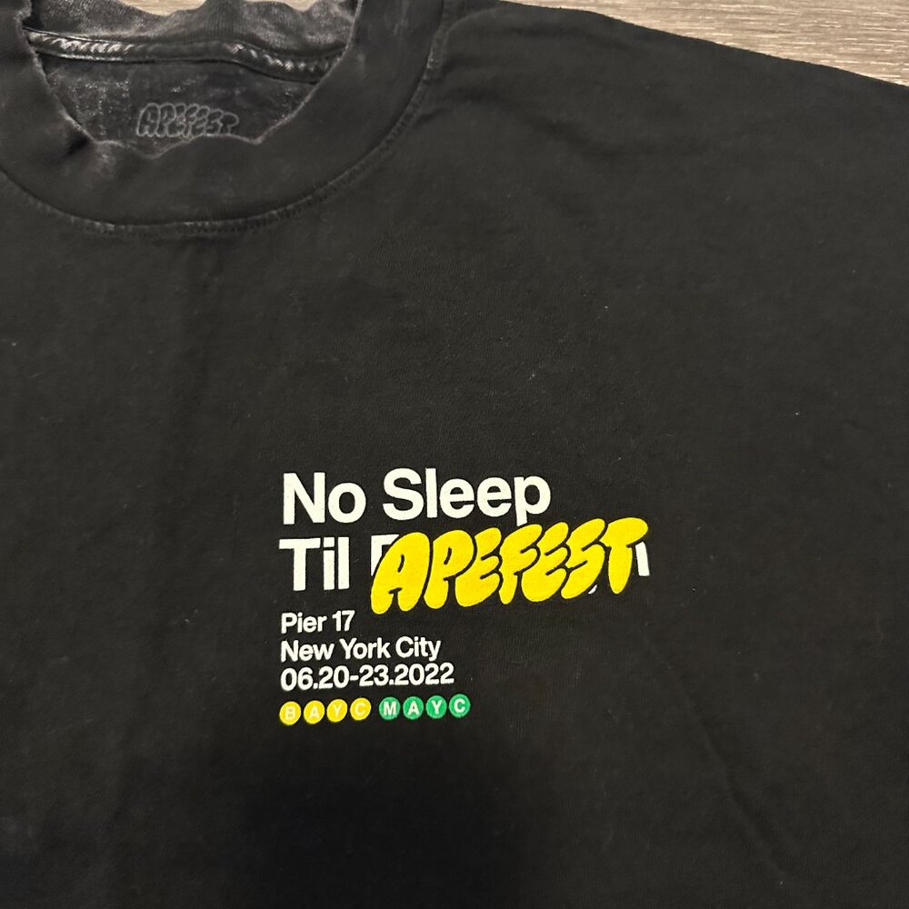 Apefest 2022 / BAYC / MAYC - "No sleep til Apefest" T-Shirt - Size‎ L